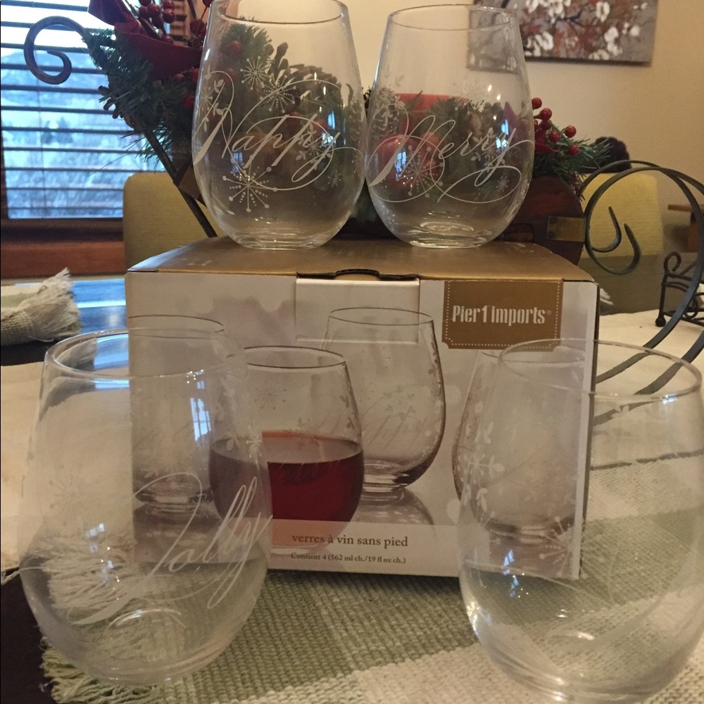 Stemless wine glasses